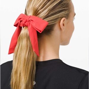 Lululemon | Uplifting Scrunchie Big Bow